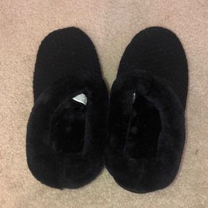 Black slippers